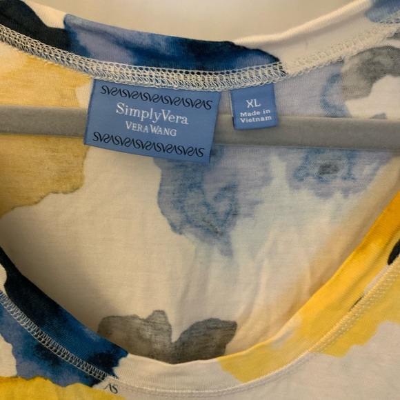 Lightweight shell - Picture 2 of 4